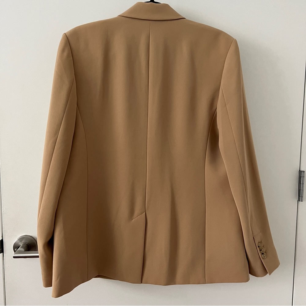 Vince Double Breasted Blazer in Sand Dollar Beige Size 6 - Picture 3 of 7